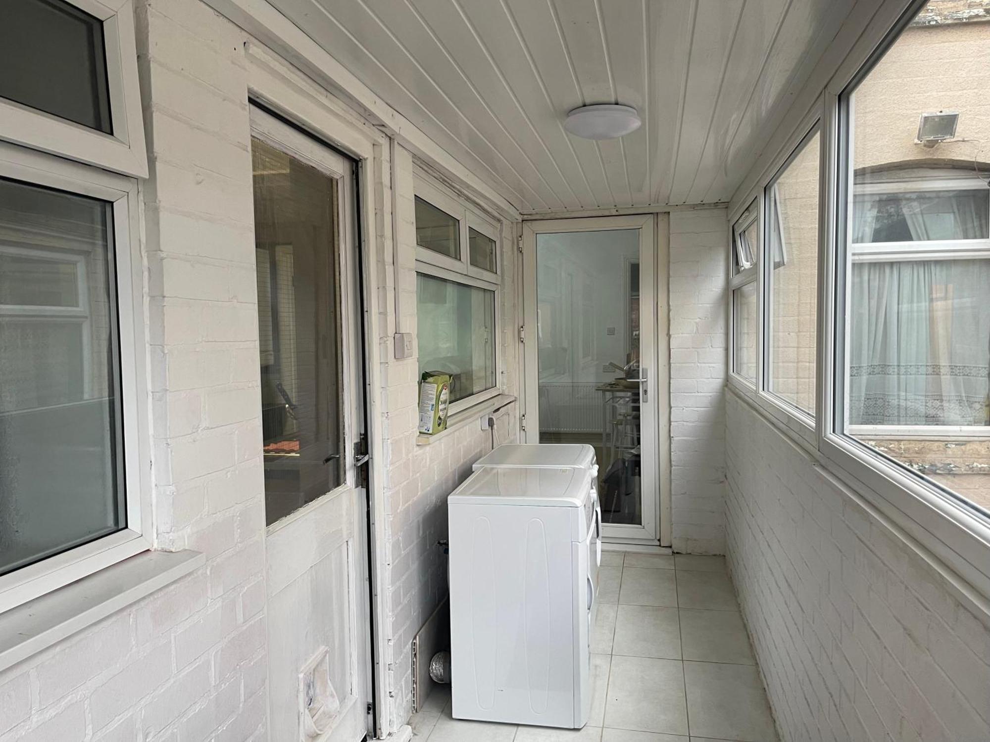 4 - Modern Ensuite In The Heart Of Guest house